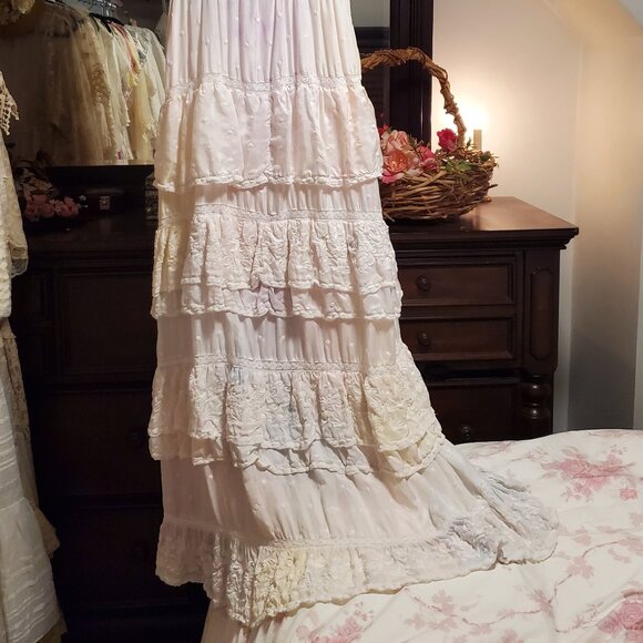 LoveShackFancy  India Dress in Rainbow Tie-Dye 🌈 🦄✨️ 6 - Picture 3 of 13